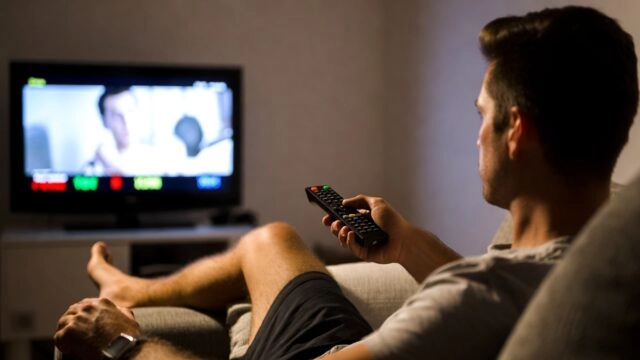 Дешёвая подписка на фильмы оборачивается для россиян регулярными списаниями и незаметно тянет деньги