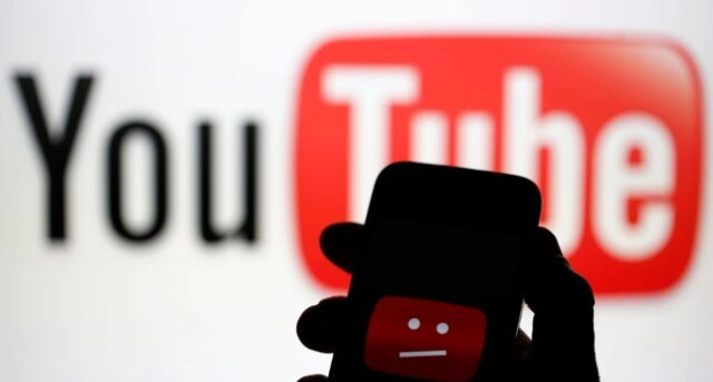 Власти РФ будут блокировать сайты за дискриминацию российских СМИ