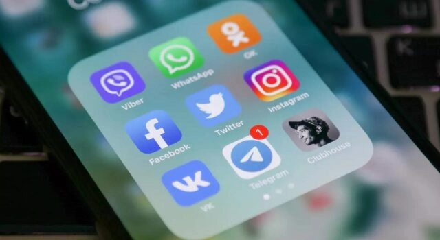 WhatsApp, Twitter и Facebook оштрафовали в России на 36 млн. рублей