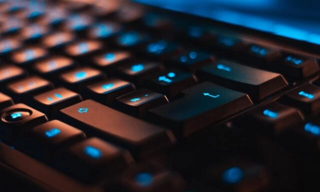 В Роскомнадзоре заявили о 40 базах данных россиян, попавших в свободный доступ в 2022 году