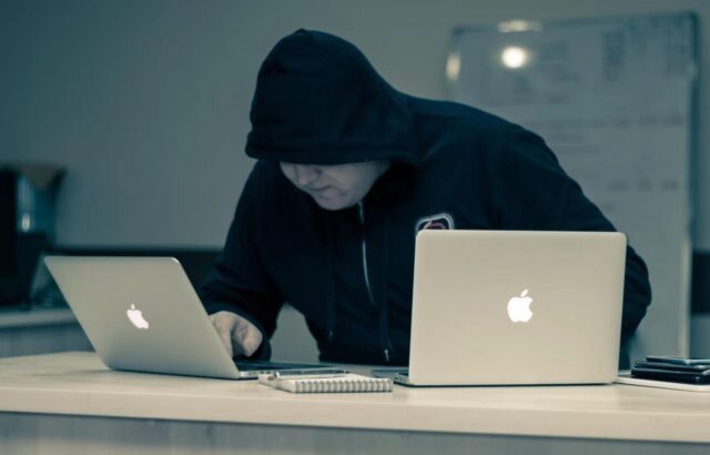 Дмитрий Чернышенко: штабы по борьбе с киберугрозами работают во всех российских регионах