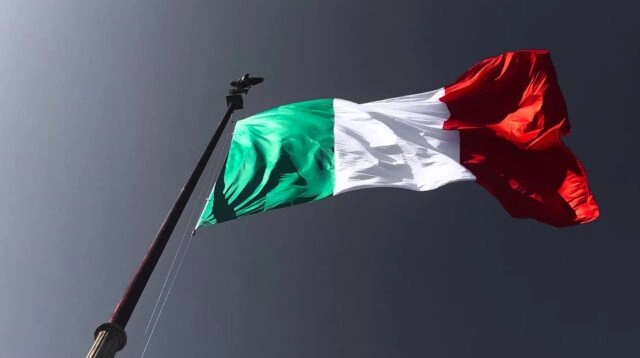 В Италии планируют разблокировать чат-бот ChatGPT в конце апреля