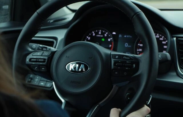 Хакеры могут угнать автомобили Kia за 30 секунд из-за критической уязвимости в системе