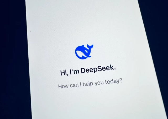 Мошенники пользуются популярностью DeepSeek для кражи криптокошельков