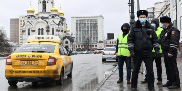 Кабмин разрешил собирать биометрию для идентификации таксистов