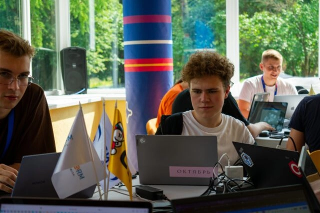 СёрчИнформ поддержал участие студентов в Летней школе CTF-2022