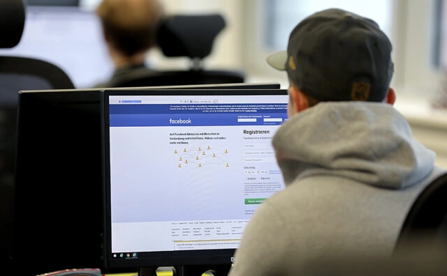 Роскомнадзор сообщил об удалении всей запрещенной информации в Instagram и Facebook