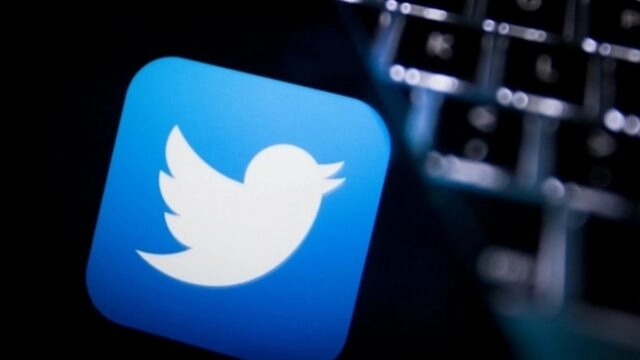 Роскомнадзор продолжит замедлять работу Twitter в Росси до 15 мая