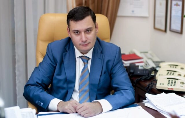 Хинштейн: Twitter будет заблокирован более эффективно, чем Telegram