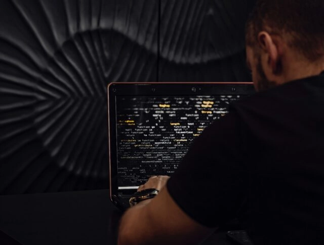 Подробное руководство по Hydra