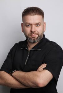 Антон Букарев